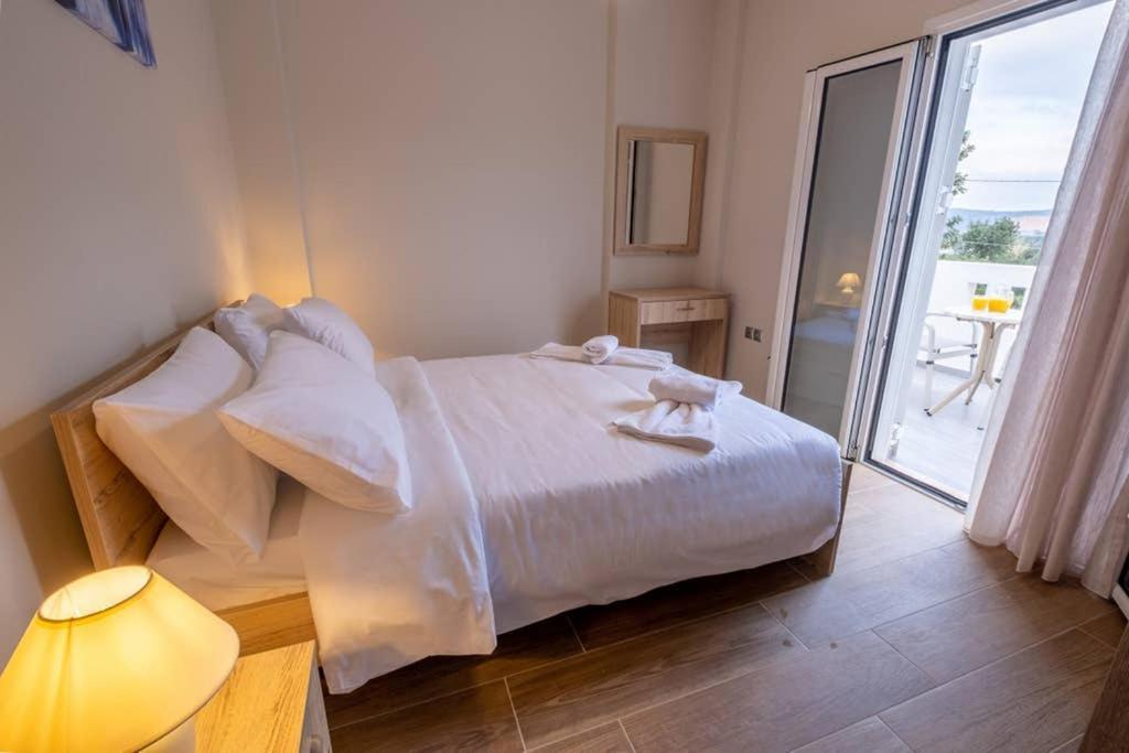 Prinos Oasis Twin Villas II Exteriör bild